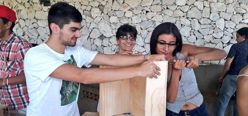 Participants working together at the 2018 International Development Design Summit Coastal Communities, Colombia. Photo: MIT D-Lab