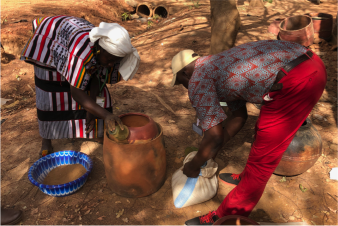 A group of participants from Mopti, Mali after the completion of a training about clay pot coolers